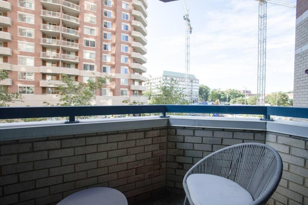 Sensational 1 Bedroom Condo At Ballston Place With Gym Άρλινγκτον Εξωτερικό φωτογραφία