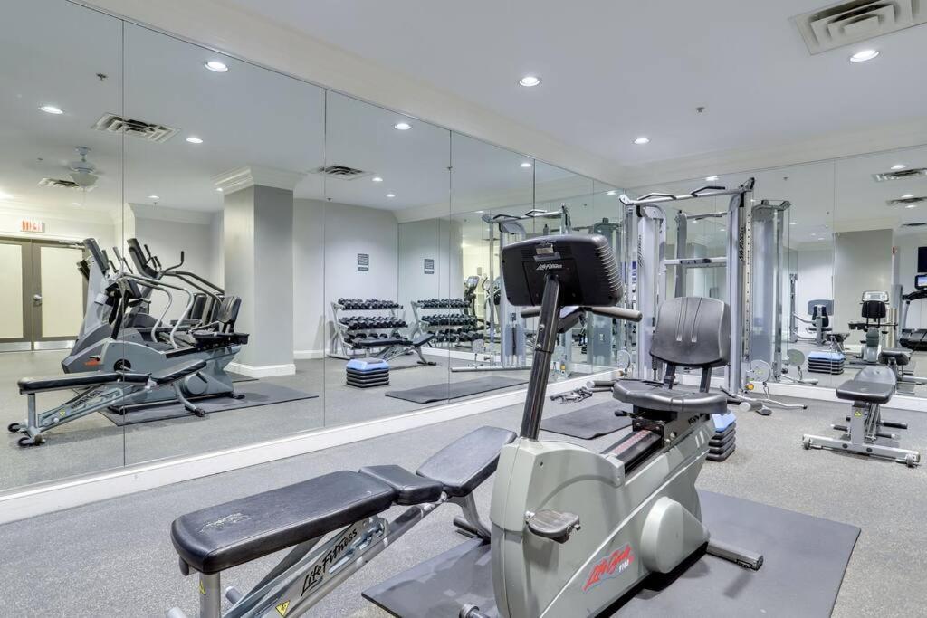 Sensational 1 Bedroom Condo At Ballston Place With Gym Άρλινγκτον Εξωτερικό φωτογραφία
