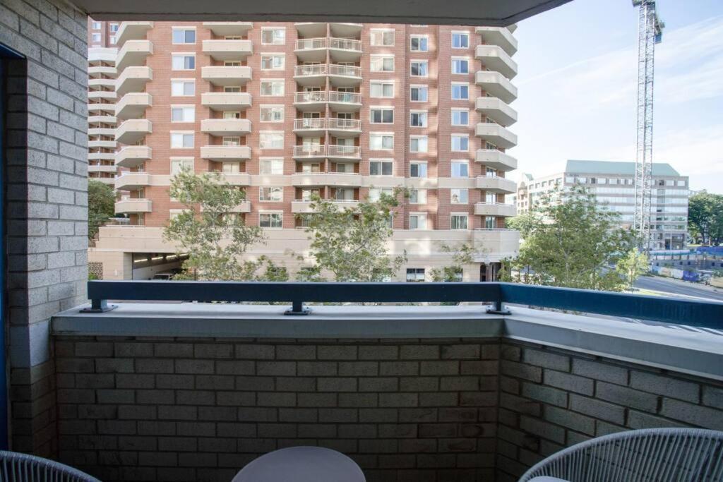 Sensational 1 Bedroom Condo At Ballston Place With Gym Άρλινγκτον Εξωτερικό φωτογραφία